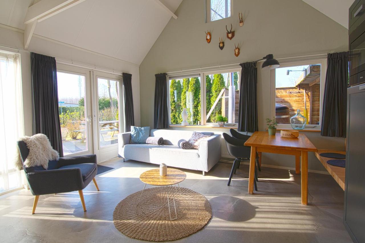 De Rozenbottel Villa Tzummarum Ngoại thất bức ảnh