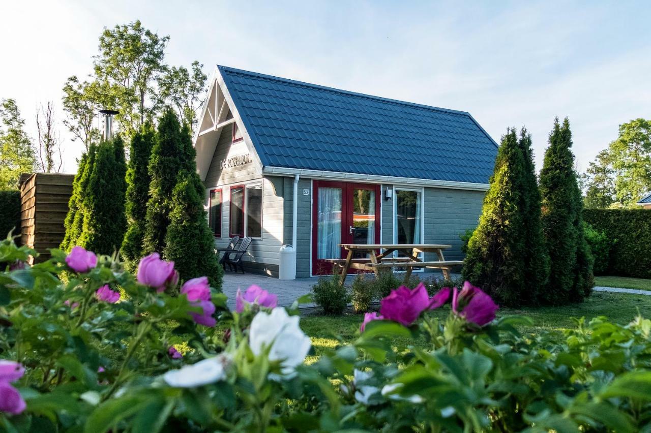 De Rozenbottel Villa Tzummarum Ngoại thất bức ảnh